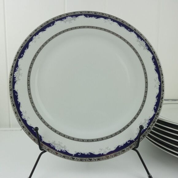 MCS Porzellanfabrik Tirschenreuth Bavaria Tiger Yedi Dinner Plate German - 1 - Picture 1 of 10